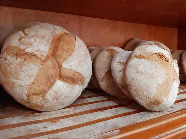 Fotografia tomada fuera de Panadería Luci - Panadería en Reinosa, Burgos