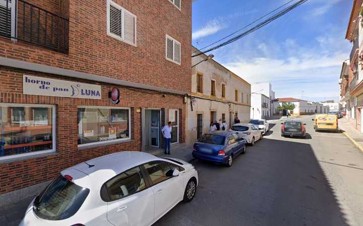 Fotografia tomada fuera de Panadería Luna - Panadería en Zafra, Badajoz