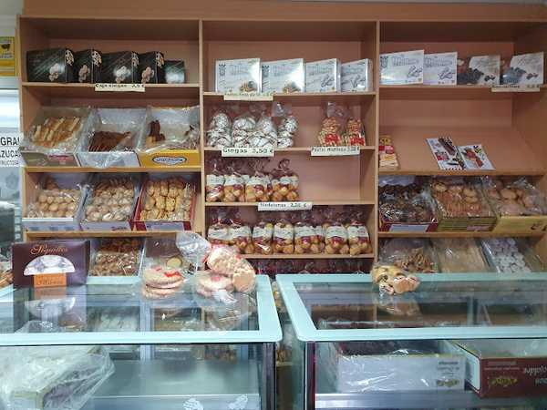 Fotografia tomada fuera de Panadería Marcos - Panadería en Buenavista de Valdavia, Palencia