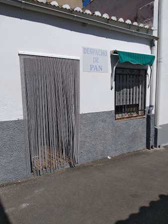 Fotografia tomada fuera de Panaderia Maxi y Agusti - Panadería en Albalá, Cáceres