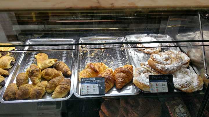 Fotografia tomada fuera de Panadería Mengual S.L. - Panadería en Benidoleig, Alicante