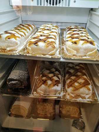 Fotografia tomada fuera de Panadería Merce Martín Martín - Panadería en Ayllón, Segovia