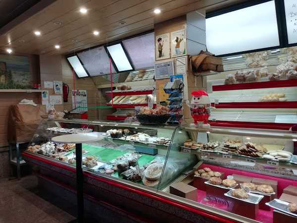 Fotografia tomada fuera de Panadería MICAR - Panadería en Madrid, Madrid