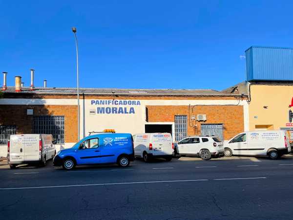 Fotografia tomada fuera de Panadería Morala - Panadería en Navalmoral de la Mata, Cáceres