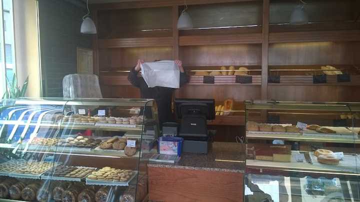 Fotografia tomada fuera de Panaderia Moreno - Panadería en Alicante, Alicante