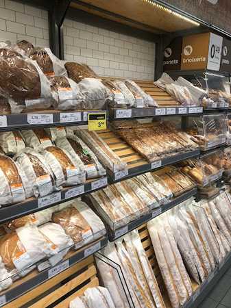 Fotografia tomada fuera de Bonpreu - Supermercat en Calella, Barcelona