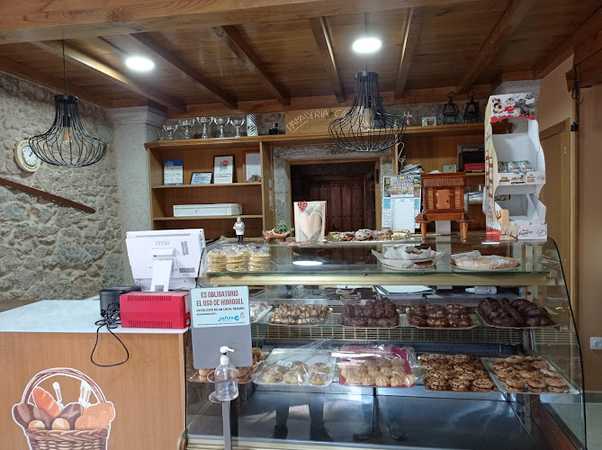 Fotografia tomada fuera de Panadería Novoa Neira (Carlos) - Panadería en Taboada, Lugo