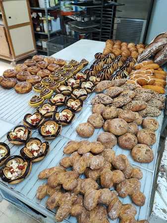 Fotografia tomada fuera de Panadería Pastelería Blanch - Panadería en Castellón de la Plana, Castellón