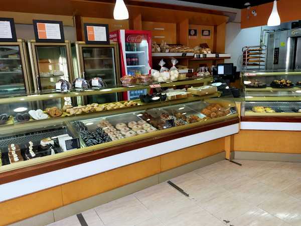 Fotografia tomada fuera de Panadería Pastelería Cafetería Pulido Alonso - Panadería en Puerto del Rosario, Las Palmas