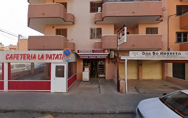 Fotografia tomada fuera de Panaderia Pasteleria El Cid - Panadería en Son Ferriol, Baleares