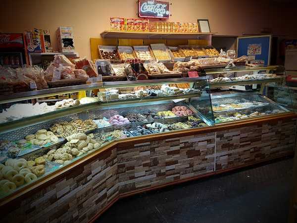 Fotografia tomada fuera de Panaderia Pastelería Horno de Gloria - Panadería en Madrid, Madrid