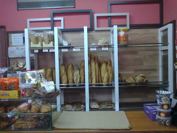 Fotografia tomada fuera de Panadería Pastelería Viu - Panadería en Tamarite de Litera, Huesca
