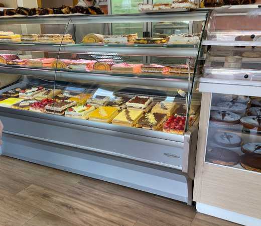Fotografia tomada fuera de Panaderia Pazos - Panadería en Pazos, A Coruña