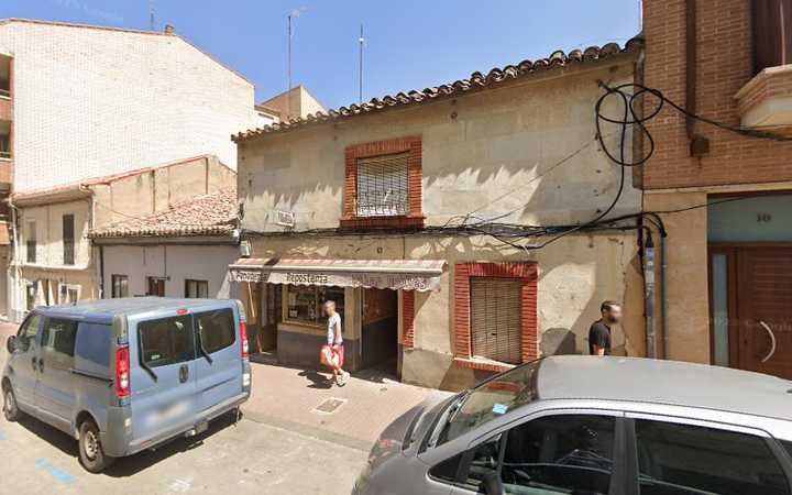 Fotografia tomada fuera de Panadería Pilar Robles Becares - Panadería en Benavente, Zamora