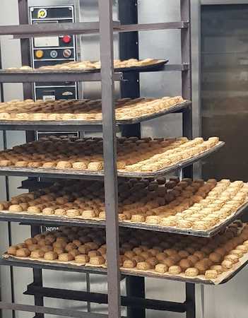 Fotografia tomada fuera de Panadería Piñero - Panadería en La Torre de Esteban Hambrán, Toledo