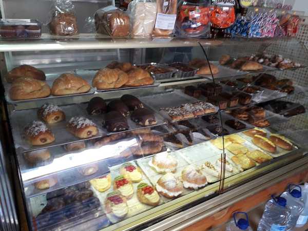 Fotografia tomada fuera de Boutique Del Pan Los Salineros - Panadería en Arinaga, Las Palmas