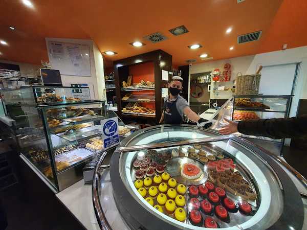 Fotografia tomada fuera de Boutique del Pan Jaranda Ensanche - Panadería en Madrid, Madrid