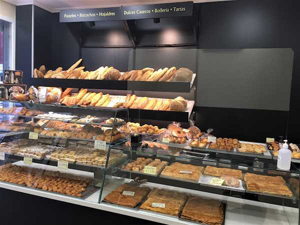 Fotografia tomada fuera de Panadería Rey Dulce - Pastelería en León, León