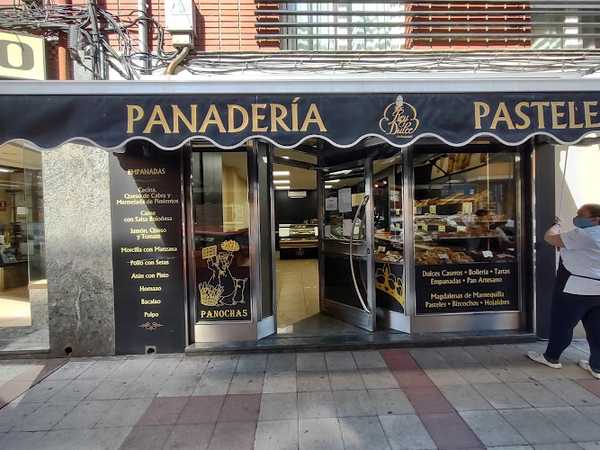 Fotografia tomada fuera de Panadería Rey Dulce - Pastelería en León, León