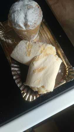Fotografia tomada fuera de Boutique Mi Pan - Panadería en Oviedo, Asturias