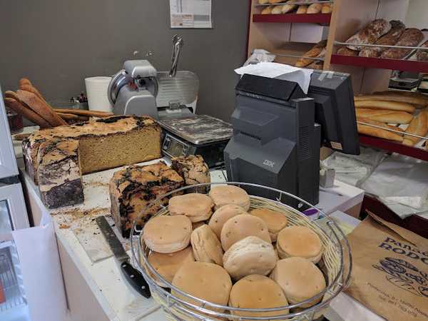 Fotografia tomada fuera de Panadería Rodolfo - Panadaría en Bornalle, A Coruña