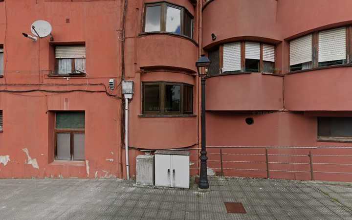 Fotografia tomada fuera de Panadería Ropesa - Panadería en Panes, Asturias