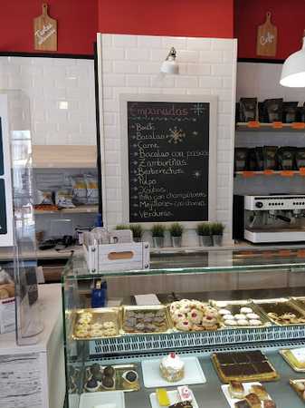Fotografia tomada fuera de Panadería Rozas - Bakery en A Coruña, A Coruña