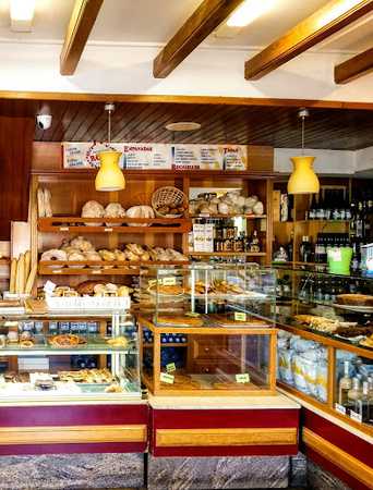 Fotografia tomada fuera de Panadería Rozas - Panadería en Arteixo, A Coruña