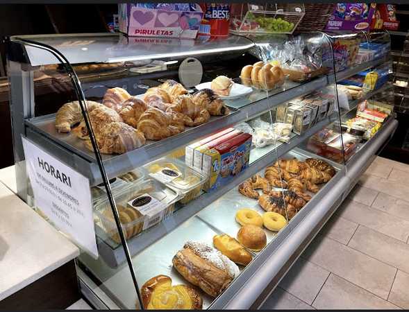Fotografia tomada fuera de Bread & Coffee - Forn de pa en Mataró, Barcelona