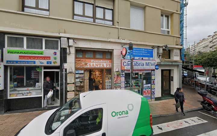 Fotografia tomada fuera de Panadería Santa Fe - Panadería en Santander, Cantabria