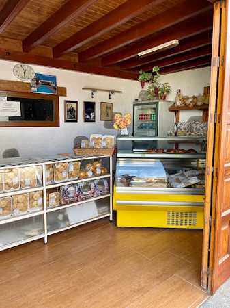 Fotografia tomada fuera de Panaderia Santa Lucía - Panadería en Santa Lucía de Tirajana, Las Palmas