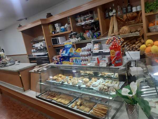 Fotografia tomada fuera de Panadería Santa Quiteria - Forn de pa en Almassora, Castellón