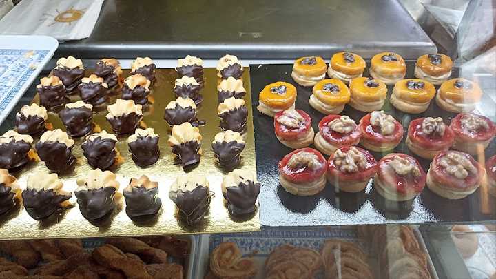 Fotografia tomada fuera de Panaderia Santutxu - Okindegia en Bilbao, Bizkaia