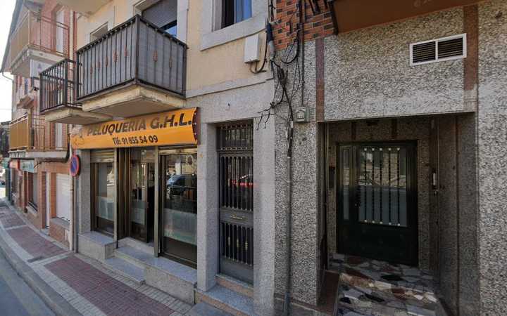 Fotografia tomada fuera de Panadería Sanz Martín - Panadería en Becerril de la Sierra, Madrid