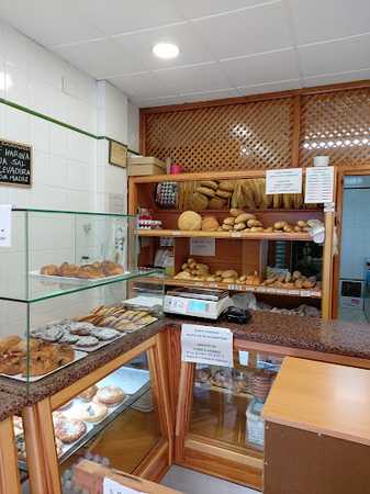 Fotografia tomada fuera de Panadería Sara - Panadería en Dénia, Alicante