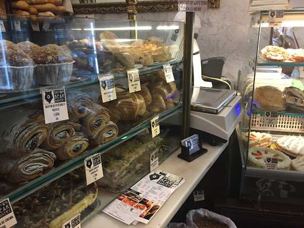 Fotografia tomada fuera de Brown Bear Bakery - cafeterías en Madrid, Madrid