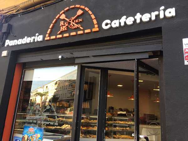 Fotografia tomada fuera de Panadería Such Confitería - Panadería en Alicante, Alicante