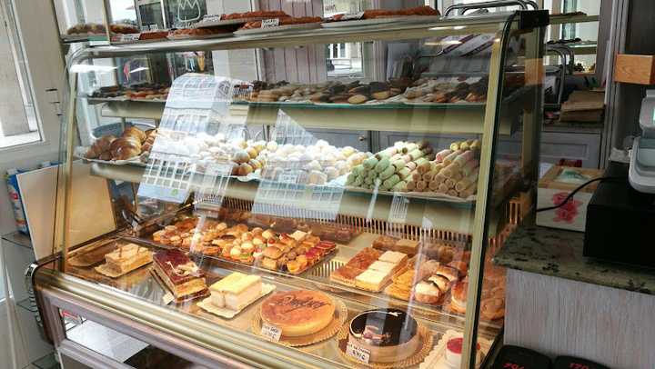 Fotografia tomada fuera de Panaderia Suevia - Panadería en Cambre, A Coruña