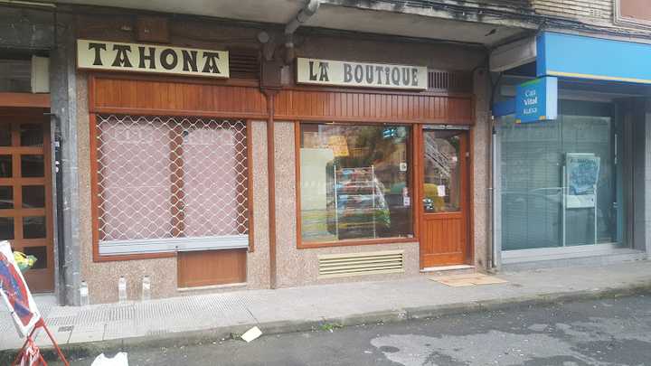 Fotografia tomada fuera de PANADERIA TAHONA - Panadería en Laudio, Álava