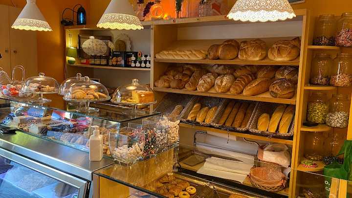 Fotografia tomada fuera de Panadería Tere - Panadería en Huesca, Huesca