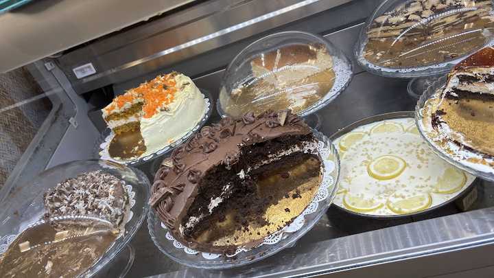 Fotografia tomada fuera de Panadería Tiene Miga - Panadería en Santander, Cantabria