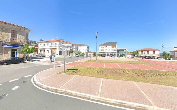 Fotografia tomada fuera de Panadería Vilaoscura C B - Panadería en Sober, Lugo