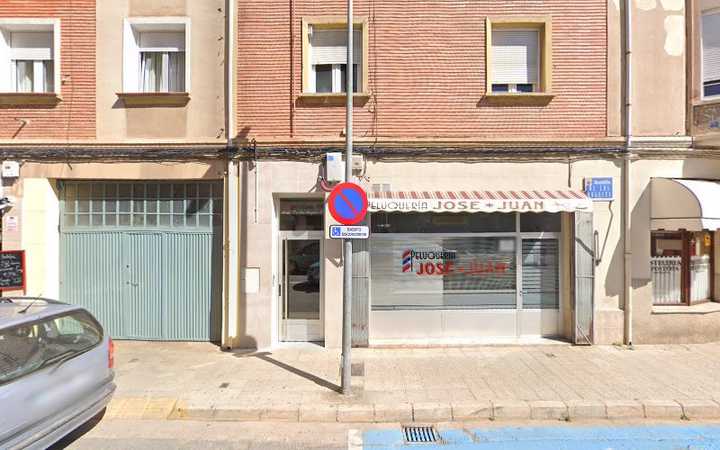 Fotografia tomada fuera de Panadería Villareja - Panadería en Calahorra, La Rioja