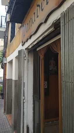 Fotografia tomada fuera de Panadería y Bollería González. - Panadería en Cuenca, Cuenca