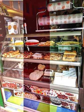 Fotografia tomada fuera de Panadería y Confitería Las Angustias - Panadería en Jerez de la Frontera, Cádiz