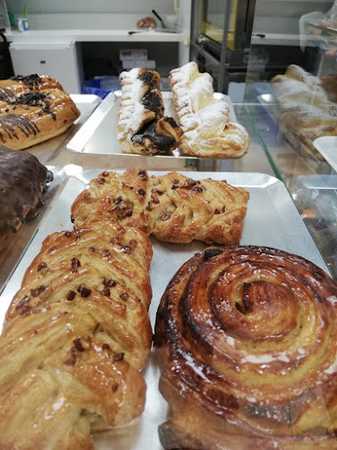 Fotografia tomada fuera de Panadería y golosinas Dulcinea - Panadería en El Casar, Guadalajara