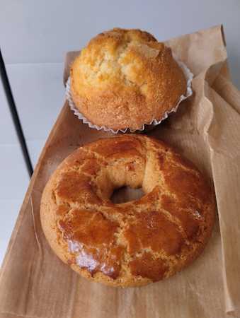 Fotografia tomada fuera de Panadería y repostería Enrique Saura - Panadería en Pilar de la Horadada, Alicante