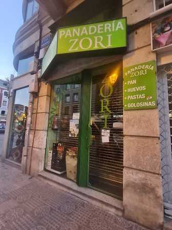 Fotografia tomada fuera de Panadería Zori - Panadería en Burgos, Burgos
