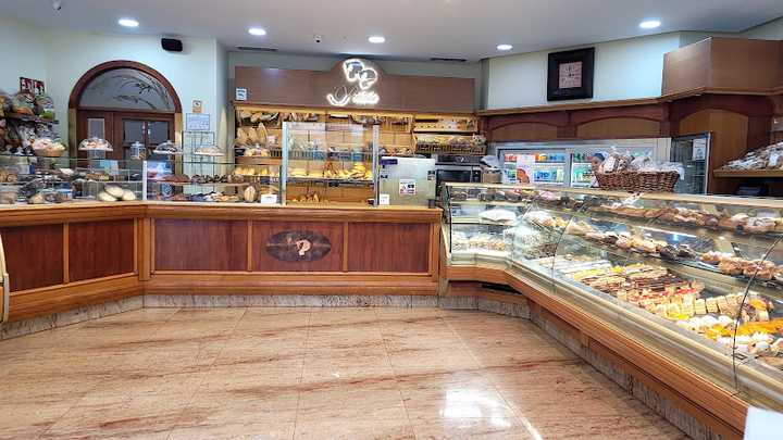 Fotografia tomada fuera de Panadería-Pastelería Pulido - Panadería en Vega de San Mateo, Las Palmas