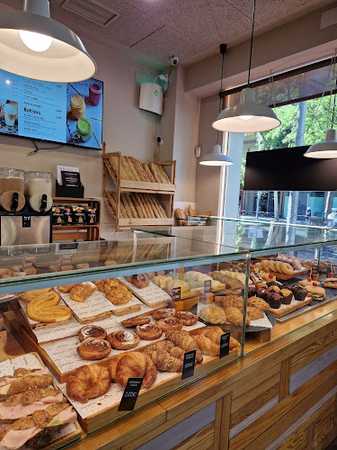 Fotografia tomada fuera de Panaria - cafeterías en Madrid, Madrid